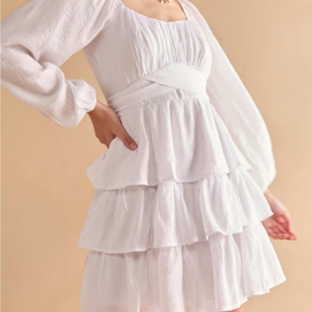 FINAL SALE 🤍 NWT Francesca’s White Tiered Mini Dress (XS) - Picture 2 of 5